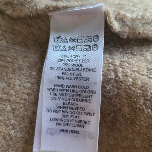 🌟Ellen Tracy Sweater Coat with Faux Fur Collar, Tan Size Small - Picture 9 of 10